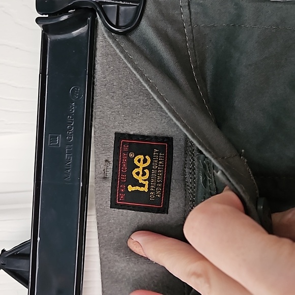 Womens green Lee shorts size 16 - Picture 2 of 4